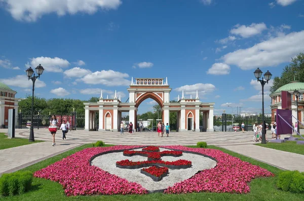 Moscú Rusia Agosto 2017 Zona Entrada Frontal Propiedad Museo Tsaritsyno —  Fotos de Stock