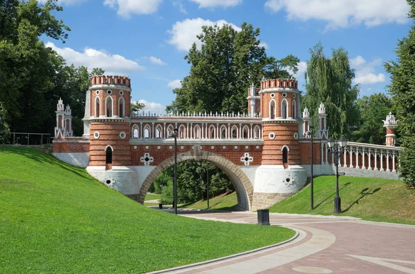 Μόσχα Ρωσία Αυγούστου 2017 Διακοσμητικού Γέφυρα Στο Κράτος Ιστορικών Αρχιτεκτονικών — Φωτογραφία Αρχείου