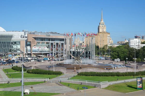 Moskau Russland August 2017 Blick Auf Europaplatz Und Brunnen Entführung — Stockfoto