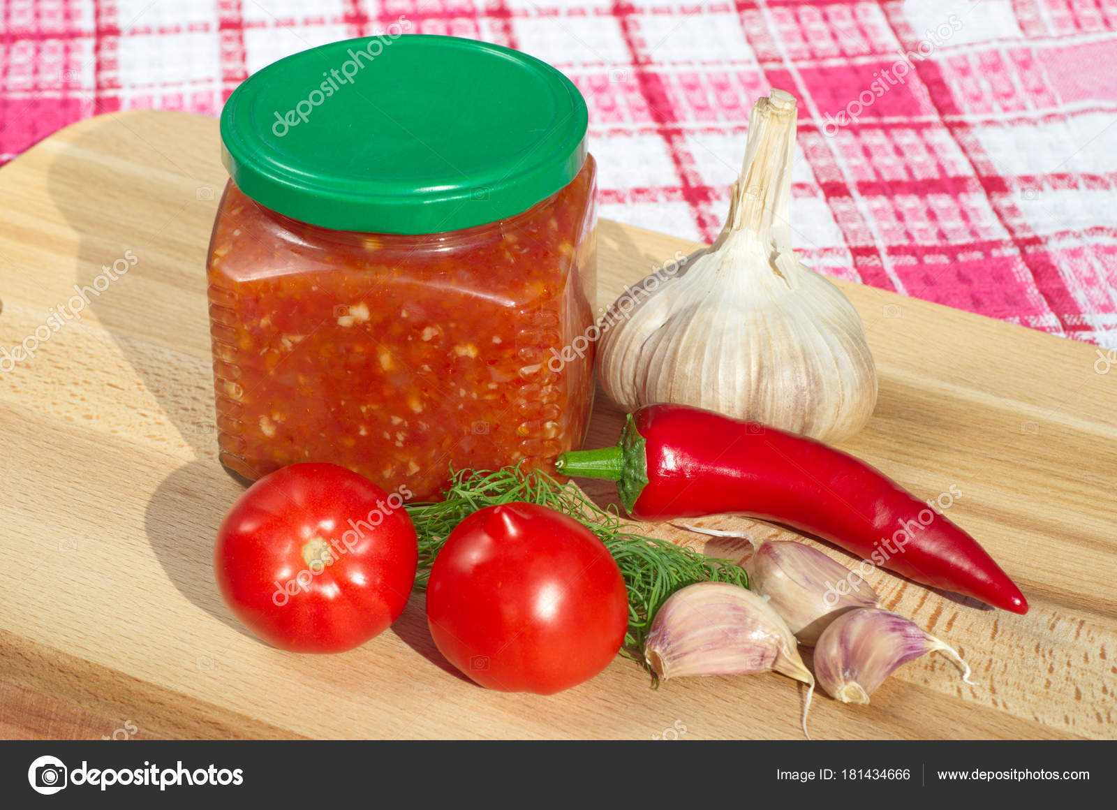 помидор и чеснока рецепт классический. аджика из помидор на зиму без варки. аджика огонек. аджика хреновина. дамский горлодер.