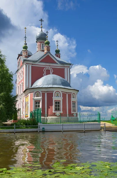 stock image The Church of the Forty Martyrs of Sebaste on the banks of the Trubezh River in Pereslavl-Zalessky