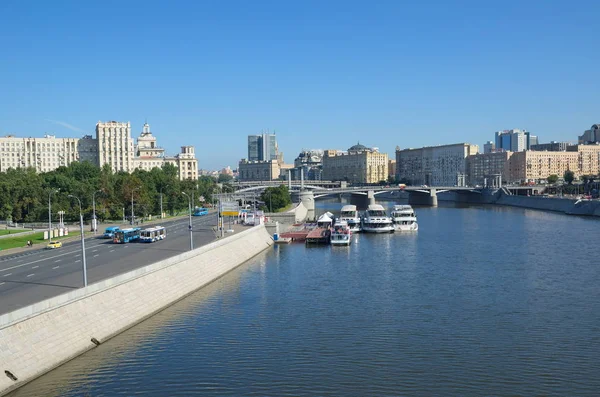 Mosca Russia Agosto 2017 Vista Estiva Del Ponte Borodinsky Dell — Foto Stock