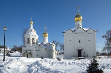 Trinity-Sergius Lavra Pyatnitskoe metochion. Kutsal şehit Paraskeva Pyatnitsa kilise ve kilise kutsal bakire giriş tapınağa. Sergiev Posad, Rusya Federasyonu