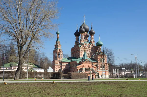 Świątynia Życiodajnej Trójcy Świętej Ostankino Moskwa Rosja — Zdjęcie stockowe