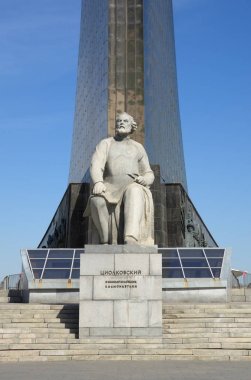 Moskova, Rusya - 24 Nisan 2018: Anıt Konstantin Tsiolkovsky 