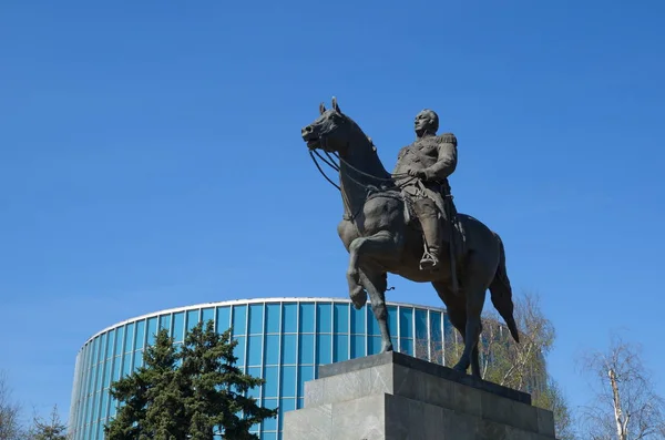 Moscou Russie Mai 2018 Monument Maréchal Kutuzov Sur Bâtiment Fond — Photo