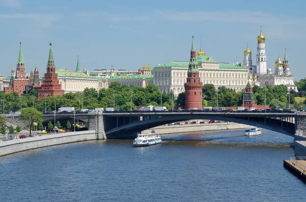 Vue Été Sur Kremlin Moscou Pont Big Stone Sur Rivière — Photo