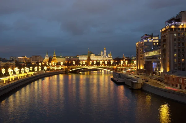 Moscow Russia January 2020 Night View Moscow Kremlin Prechistenskaya Bersenevskaya — Stock Photo, Image