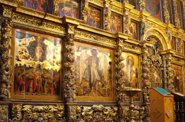 Yaroslavl, Rusya - 25 Temmuz 2019: Peygamber Elijah Kilisesi 'nin ikonostaz parçası