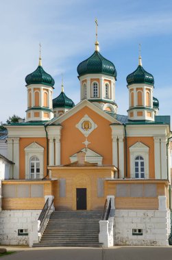 Kutsal Trinity Ipatiev Manastırı 'ndaki Meryem Ana' nın Doğuşu Katedrali. Kostroma, Rusya 'nın Altın Yüzüğü