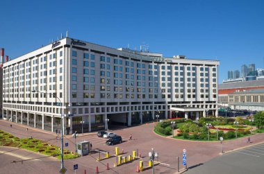 Moskova, Rusya - 31 Ağustos 2017: Slavyanskaya otel ve ofis kompleksi 