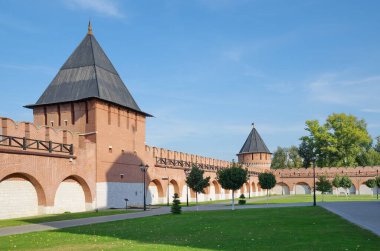 Tula, Rusya - 12 Eylül 2019: Kiler ve Tula Kremlin 'in İvanovskaya Kulesi 
