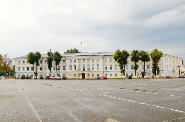 Sovyetler Meydanı Ndaki Yaroslavl Bölgesel Duma Binası Yaroslavl Rusya — Stok fotoğraf
