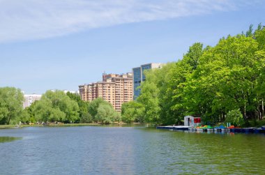 Vorontsovsky göleti Moskova 'daki Vorontsov Parkı, Rusya