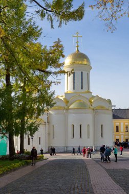 Sergiev Posad, Rusya - 9 Ekim 2018: Trinity Katedrali Kutsal Trinity Sergius Lavra. Rusya 'nın altın yüzüğü
