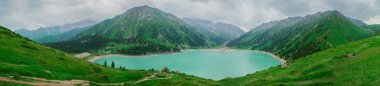  Büyük Almatı Gölü Panoraması