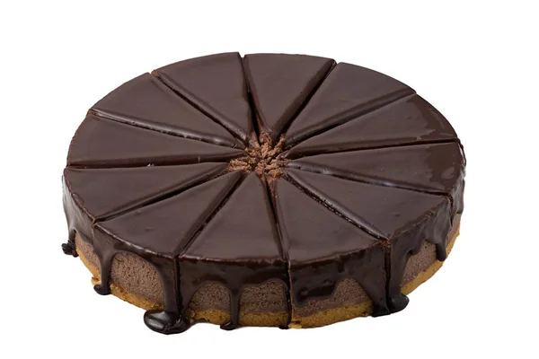 Pastel de queso de chocolate sobre un fondo blanco aislado — Foto de Stock