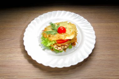 Patates tava keki tavuk burger