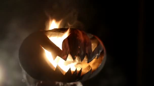 Hořící dýně na Halloween. Smyčkou — Stock video