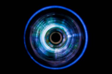 Karanlıktaki ses dalgaları