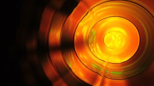 Ondes sonores dans l'obscurité en couleur