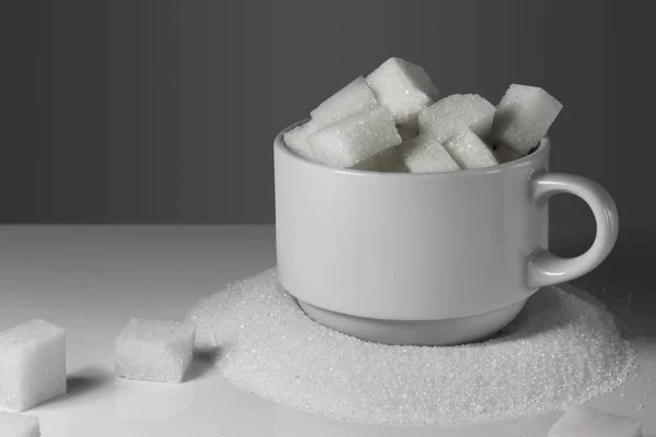 덩어리 설탕 컵 — 스톡 사진