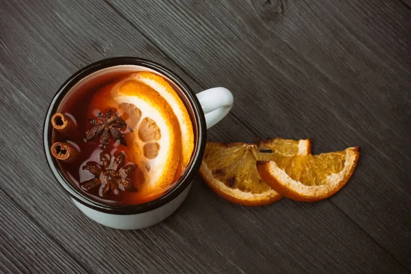 Hot delicious mulled wine — Stock Photo, Image