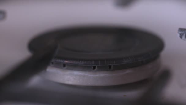 Gaz Sur Cuisinière Est Allumé — Video