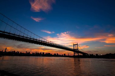 Triborough Köprüsü ve siluet, New York Manhattan şehir
