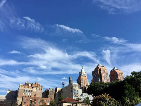 Bâtiments Place Union Avec Ciel Bleu Nuageux — Photo