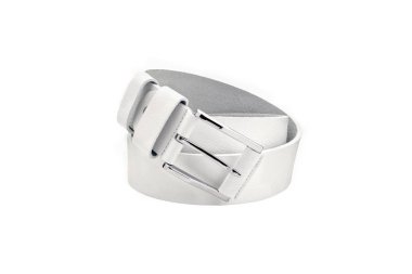 Haddelenmiş mens beyaz deri kemer beyaz izole metal toka ile