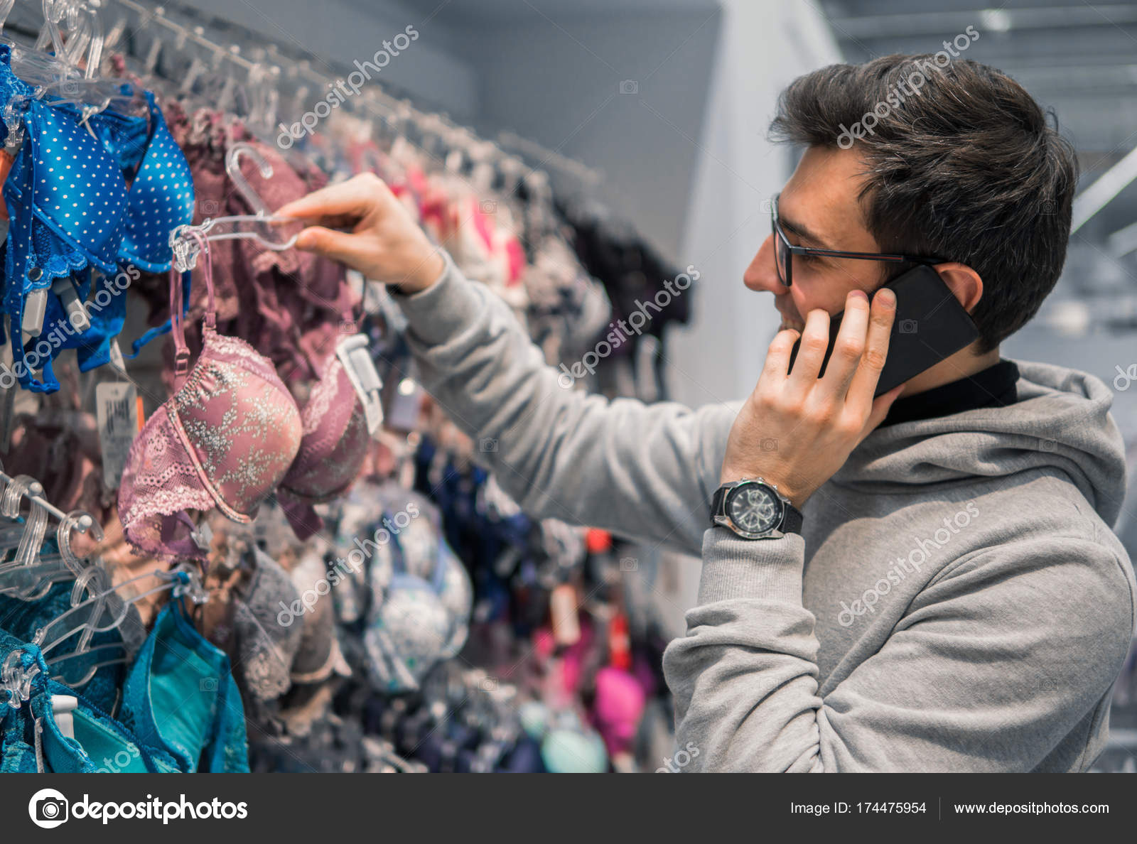 Tienda de ropa interior en el centro shop
