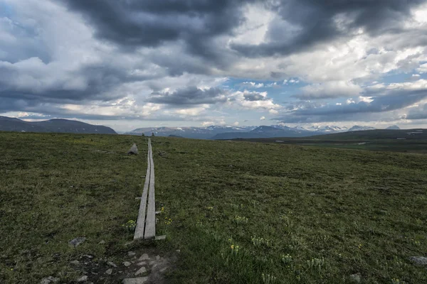 Tundra paisaje en el norte de Suecia — Foto de Stock