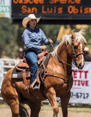 Buzağı Kementleme Cowgirl