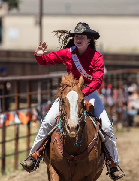 Hermosa reina del rodeo — Foto de Stock