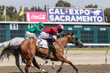 Yarış bitirmek için 