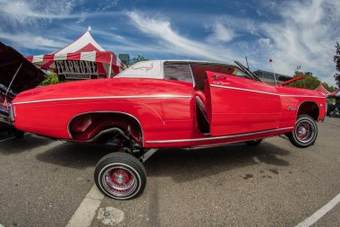 Bir gün Auto Show'da