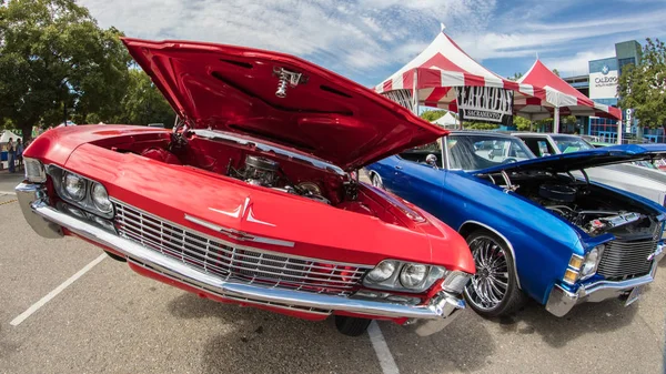 Expo klasik arabalar