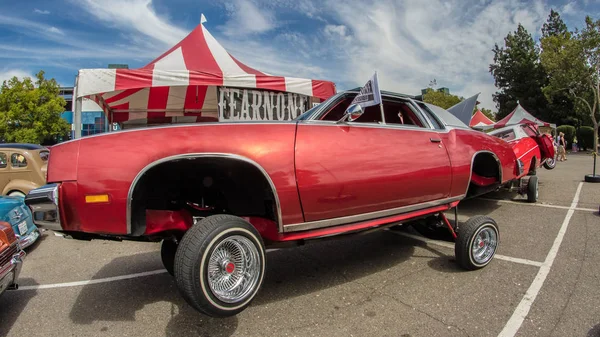 Bir gün Auto Show'da