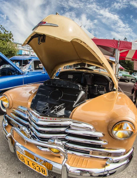 Un día en el Auto Show —  Fotos de Stock