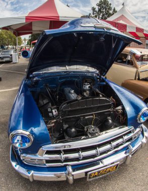 Bir gün Auto Show'da