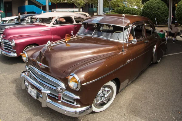 Bir gün Auto Show'da