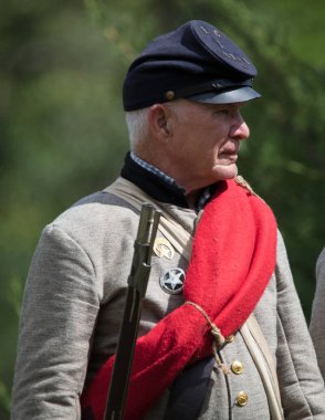 Amerikan İç Savaşı reenactor kırmızı blöf, Kaliforniya'da köpek Adası Event'de. 29 Nisan 2018