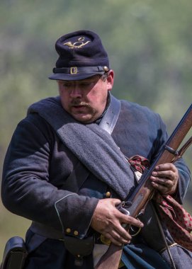 Amerikan İç Savaşı reenactor kırmızı blöf, Kaliforniya'da köpek Adası Event'de. 29 Nisan 2018