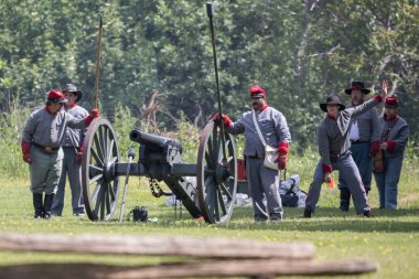 Amerikan İç Savaşı reenactors kırmızı blöf, Kaliforniya'da köpek Adası Event'de eylem. 29 Nisan 2018