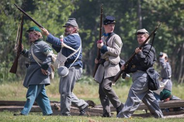 Amerikan İç Savaşı reenactors kırmızı blöf, Kaliforniya'da köpek Adası Event'de eylem. 29 Nisan 2018