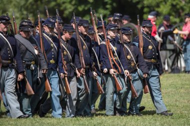 Amerikan İç Savaşı reenactors kırmızı blöf, Kaliforniya'da köpek Adası Event'de eylem.