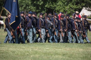 Amerikan İç Savaşı reenactors kırmızı blöf, Kaliforniya'da köpek Adası Event'de eylem.