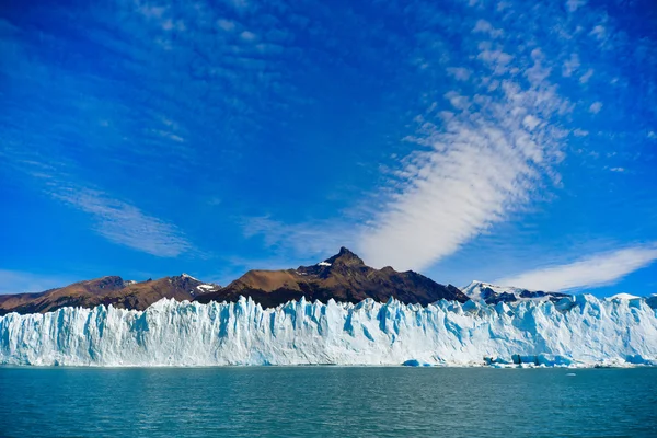 Day view from the water at the Perito Moreno — Stock Photo, Image