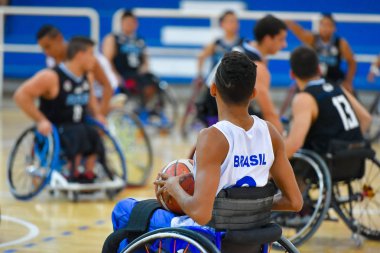 Tekerlekli sandalye basketbol oyunu